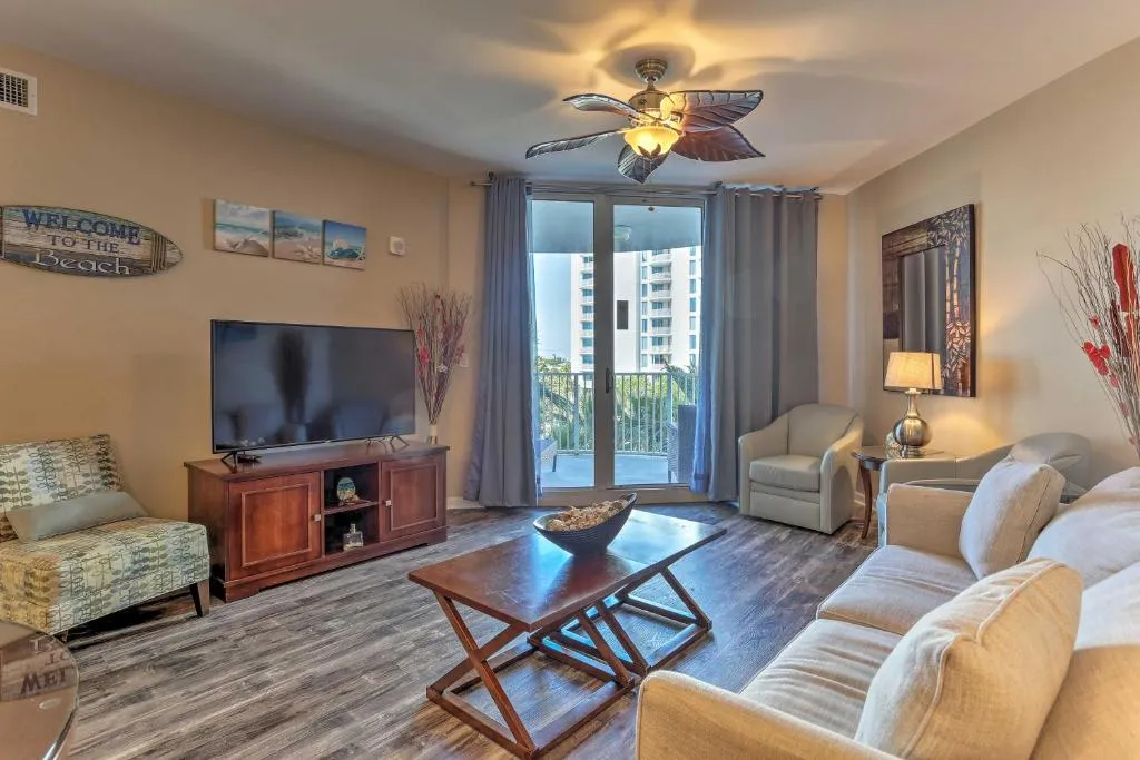 Palms of Destin Condo with Views and Beach Access!, Destin, Statele Unite ale Americii