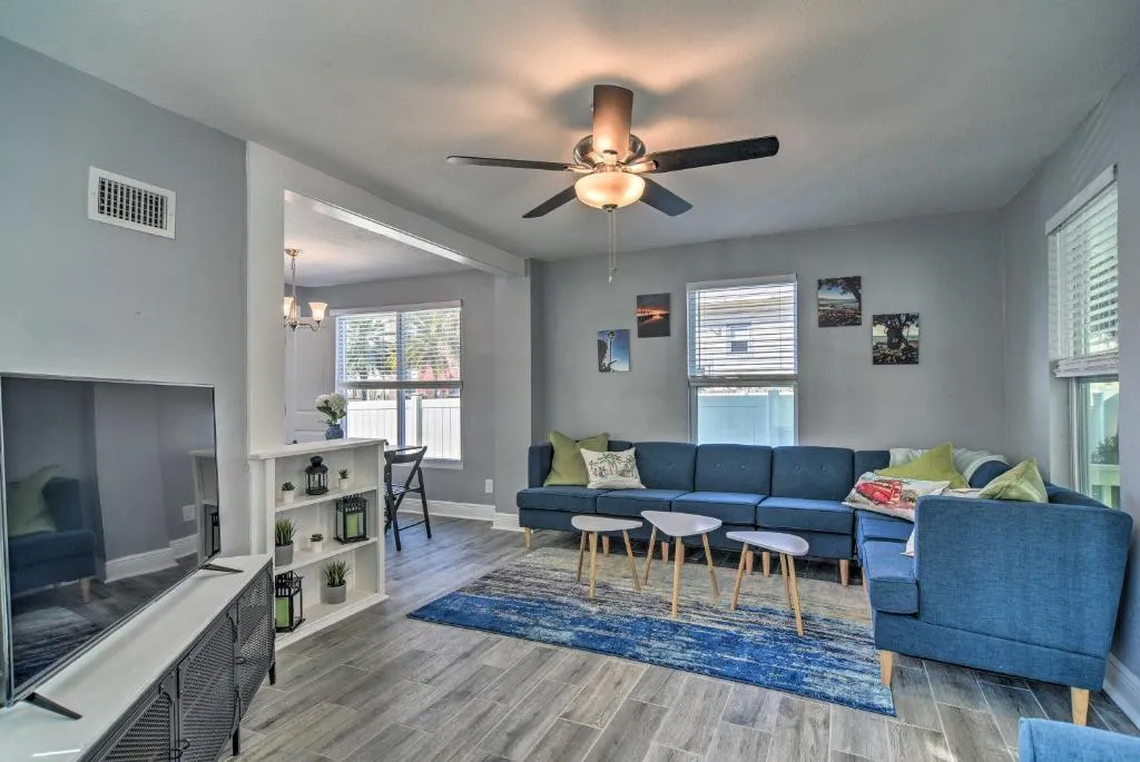 Freshly Remodeled Home in Dwtn St. Petersburg, Kudrovo, United States
