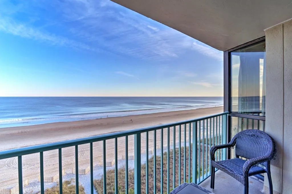 Oceanfront Resort Condo - 5 Mi to Boardwalk!, Myrtle Beach, Statele Unite ale Americii