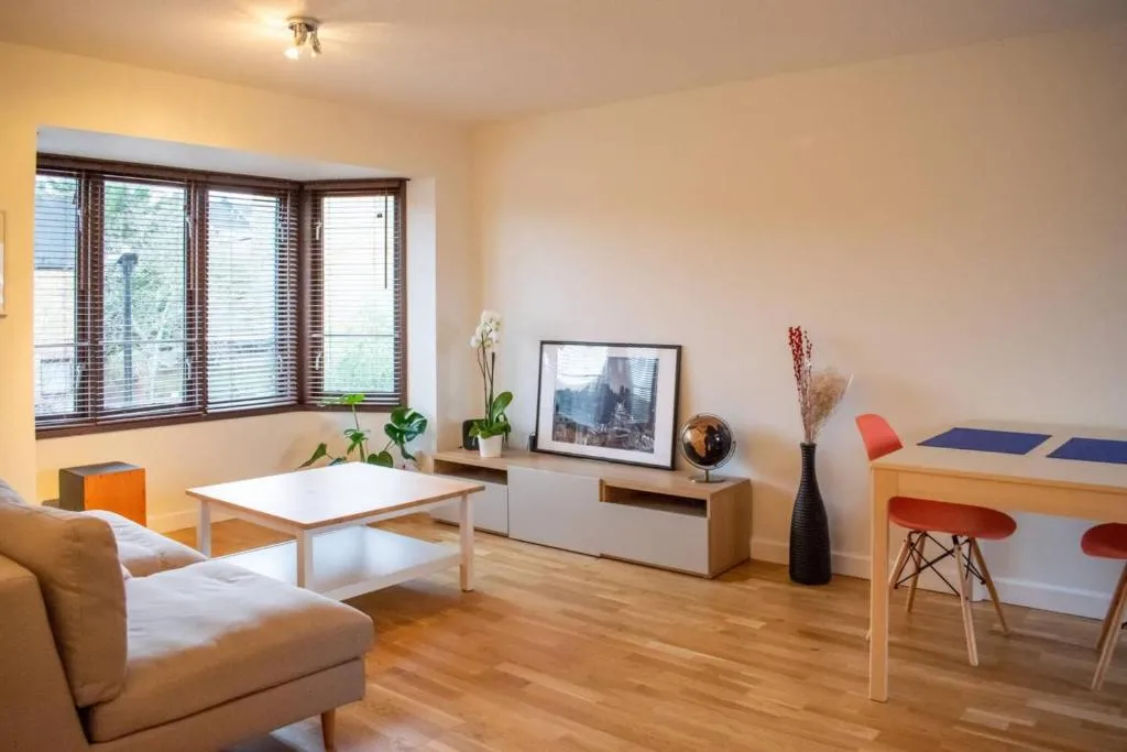 Stylish 1 Bed Flat Near Centre of London, London, United Kingdom
