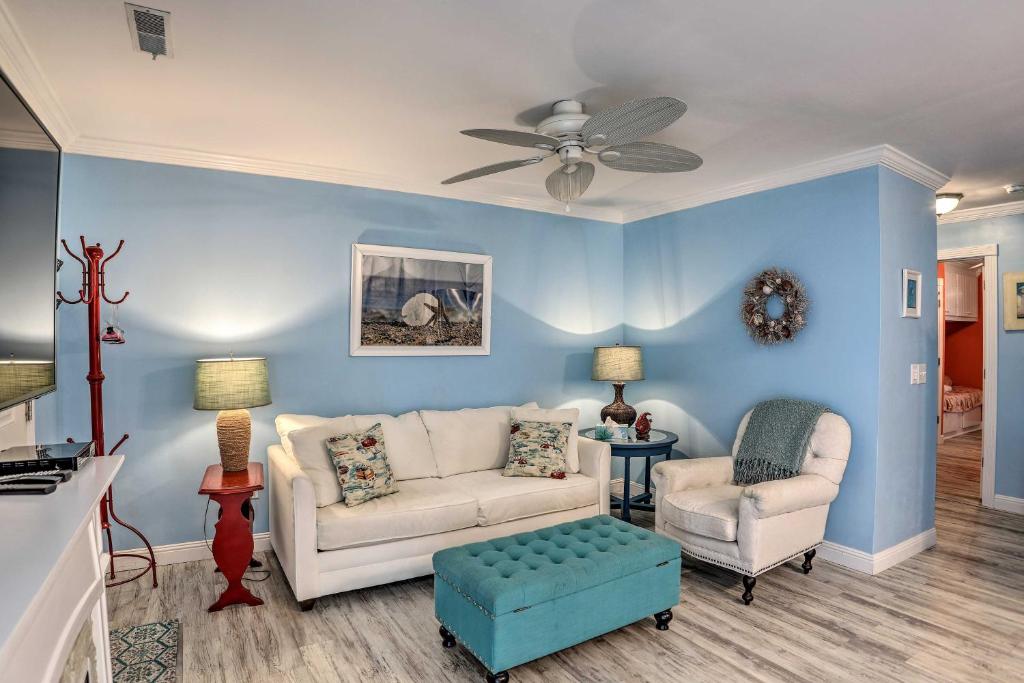 Breezy Condo with Deck and Grill - Steps to the Beach!