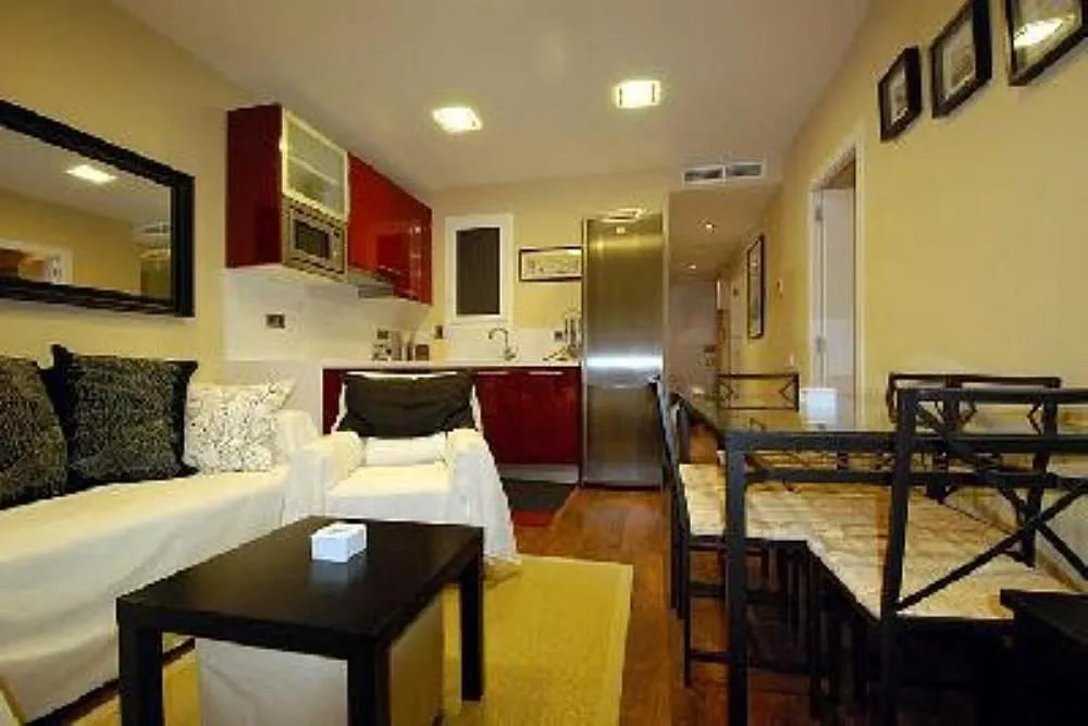 2 szobás apartman 2 percre Budapest központjától, Budapesta, Ungaria