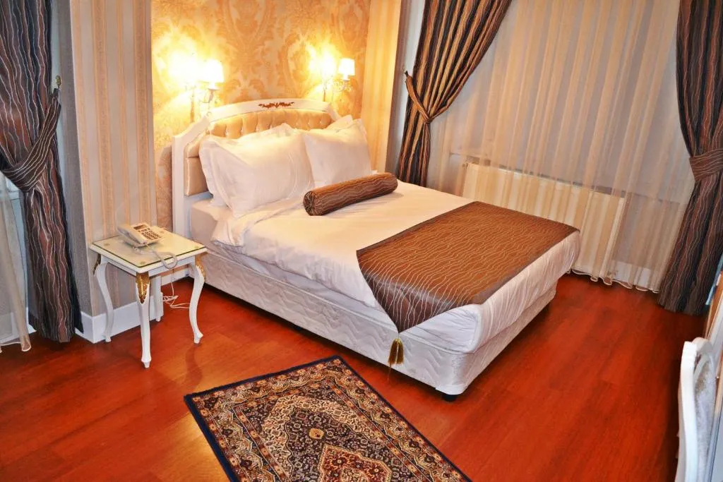 Alyon Hotel Taksim, Istanbul, Turkey