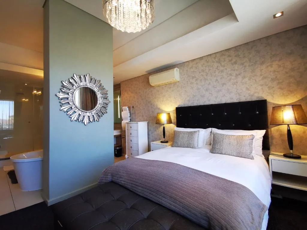 Cape Grandeur Crystal Towers 2 Bedroom, Cape Town, South Africa