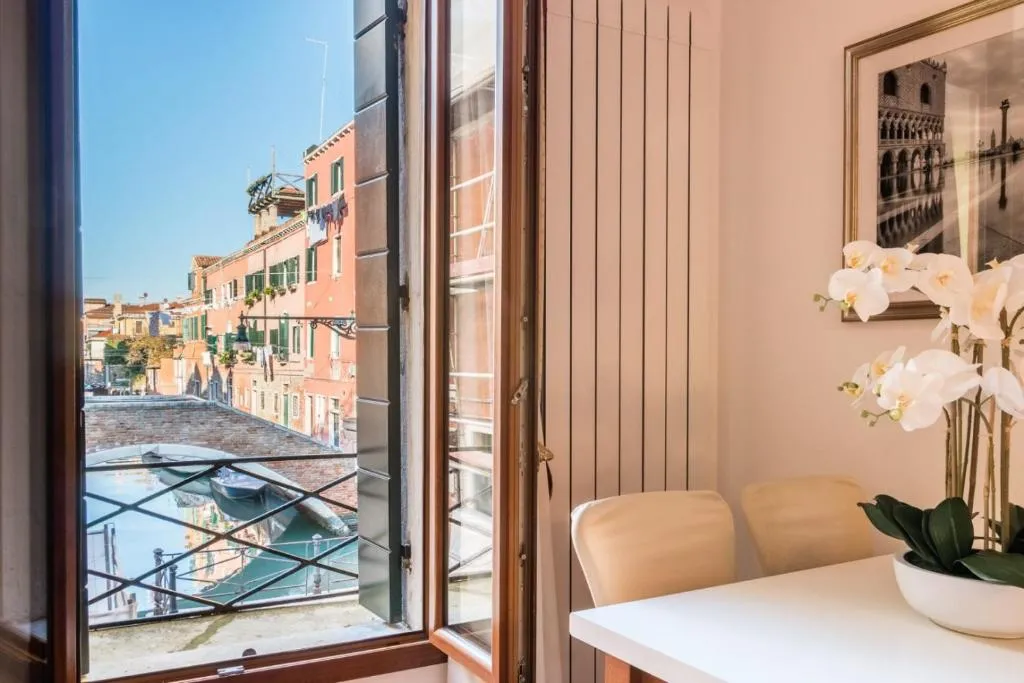 Ancore 1 2 apartments, Venice, Italy