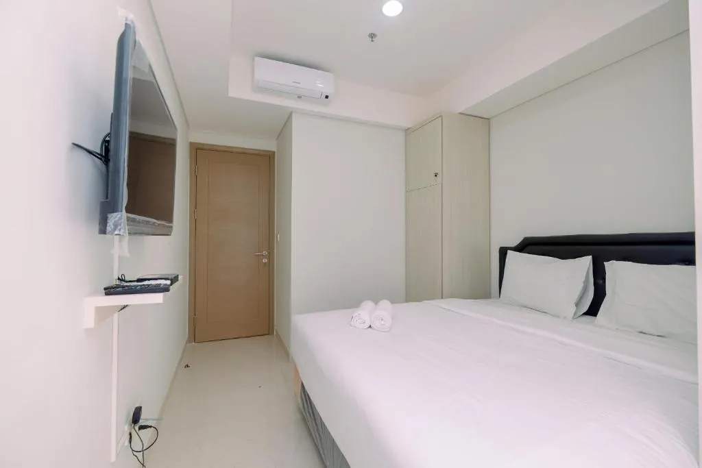 New Furnished 1BR Apartment at Gold Coast near PIK By Travelio, Jakarta, Indonezia
