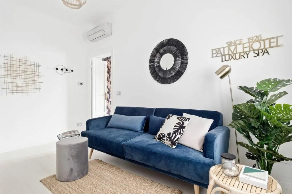 Golden Navy Design Apartment in Porta Venezia, Milano, Italia