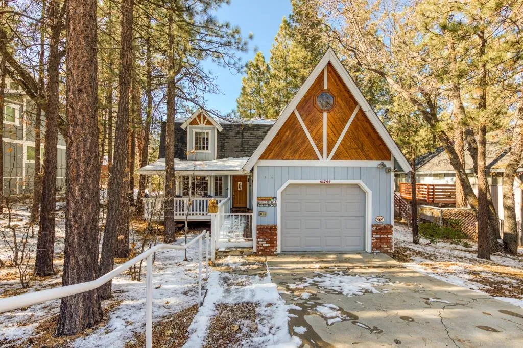Blue Bear Retreat, Big Bear Lake, Statele Unite ale Americii