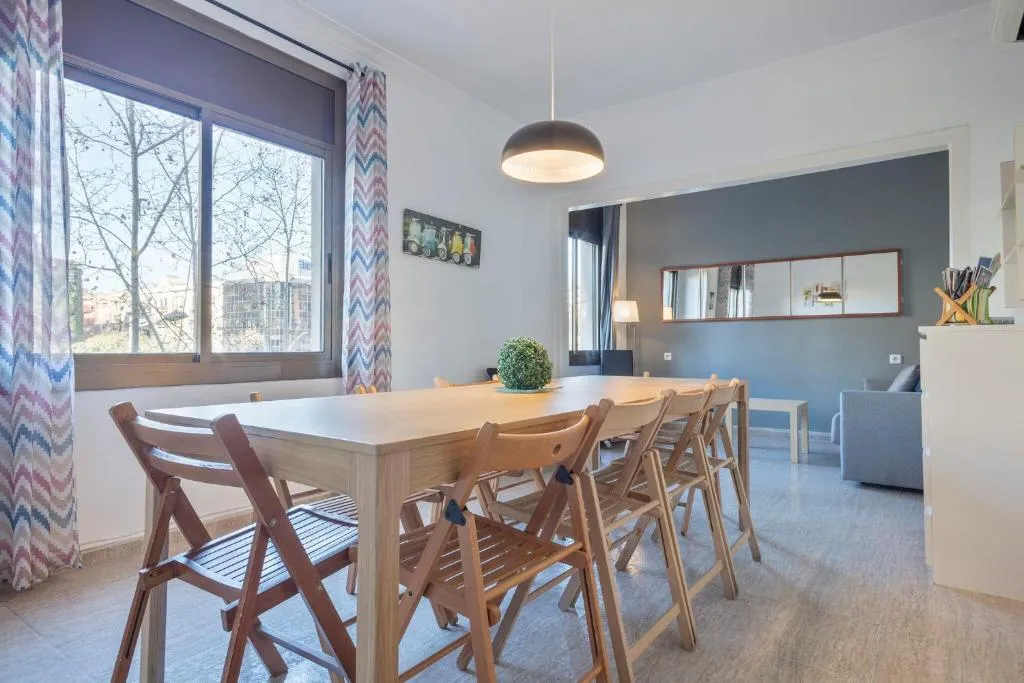 Apartamentos Tarradellas Sants Estació, Barcelona, Spain