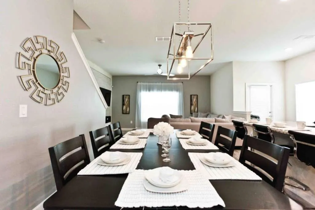 Beautiful Home with Private Pool, Kissimmee, Statele Unite ale Americii