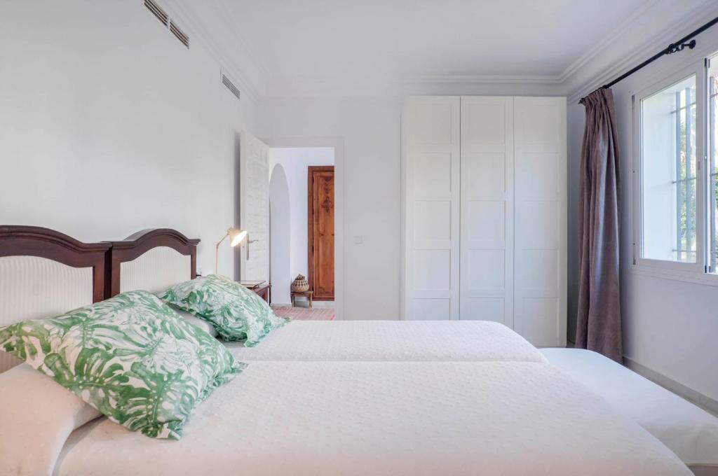 Charming 4bedroom Villa in Los Monteros Beach 31