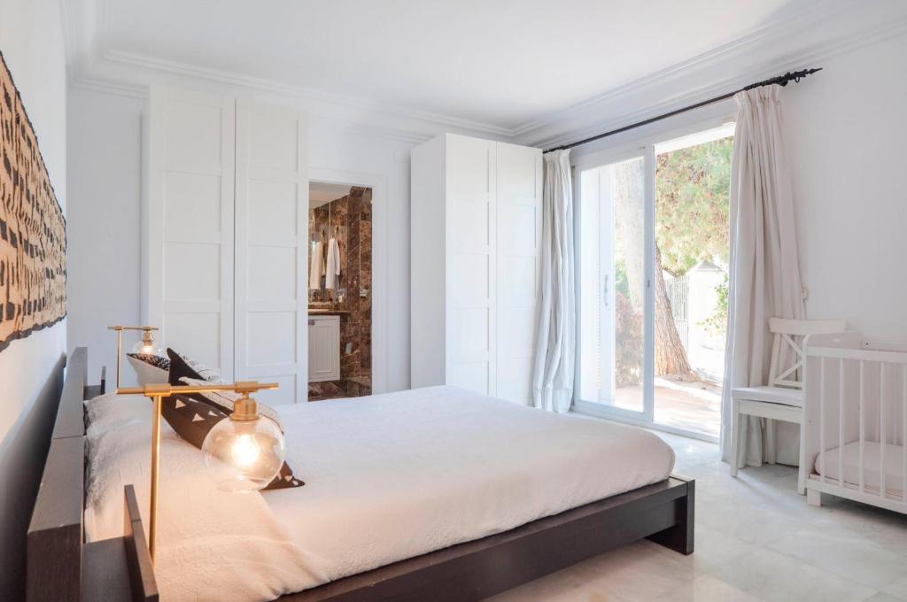 Charming 4bedroom Villa in Los Monteros Beach 28