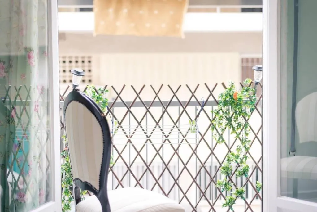 Comfy flat for 2 ppl in Koukaki, Athens, Greece