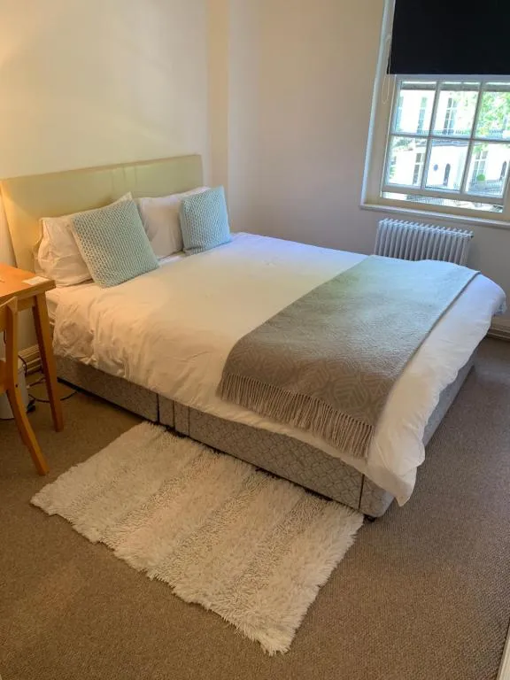 Room in Chelsea/3mins distance from South Kensington station, Londra, Marea Britanie