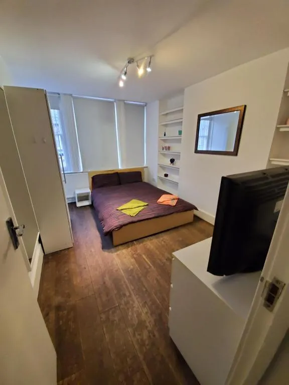 Lovely large room in elephant and castle, London, United Kingdom