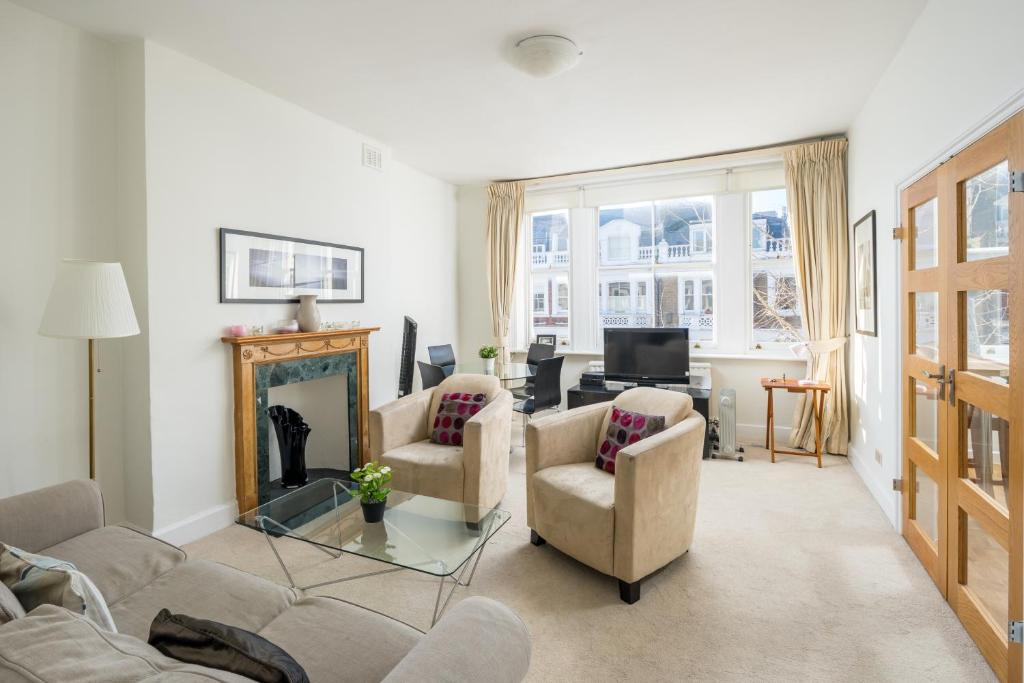 Lovely 2-bed flat with all amenities in Kensington
