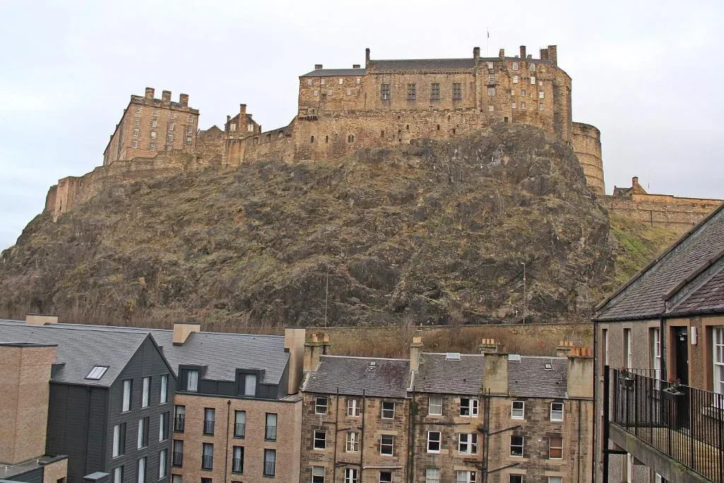 Cosy Castle Apartment, Edinburgh, Marea Britanie