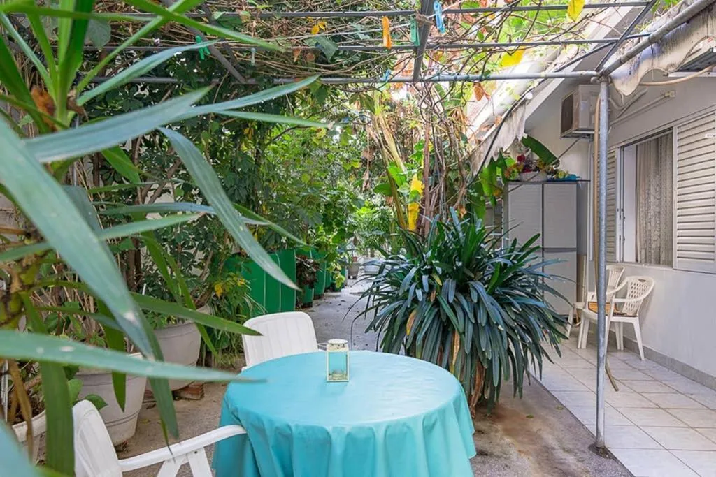 Vintage style apartment with beautiful backyard, Athens, Greece