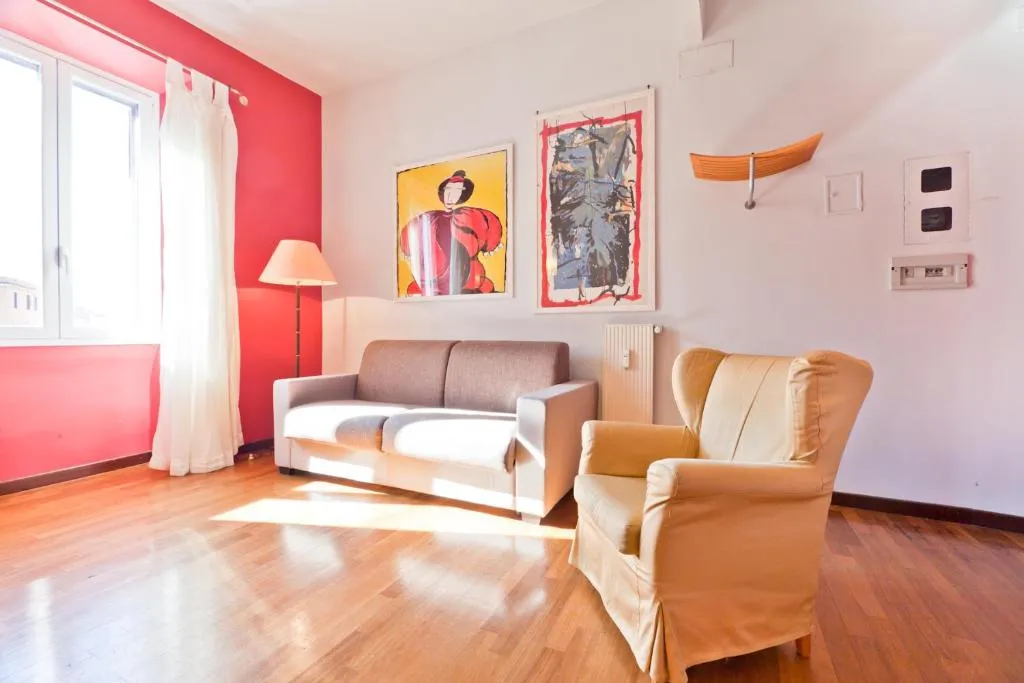 Porta Portese Colorful Flat, Roma, Italia