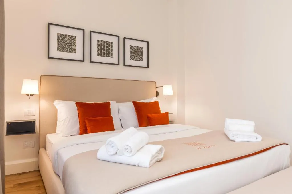 B' House Apartment Deluxe - Piazza Affari M1 Cordusio, Milano, Italia