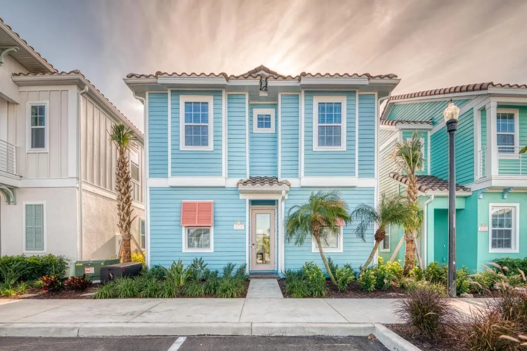 Grand Cottage with Hotel Amenities, Near Disney at Margaritaville 8016LS, Orlando, Statele Unite ale Americii