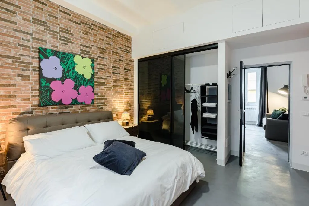 ChromaticPigneto Apartment, 4 persone, Wi-fi, Metro C e tram per il centro, Roma, Italia