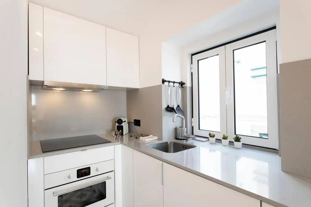Vista Lisboa Host · Typical Alfama flat with Riverview and Aircon, Amadora, Portugal