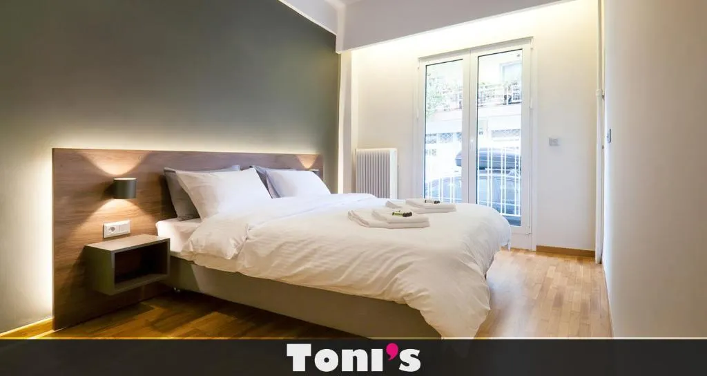 TONI'S 2BD Modern flat in Koukaki near Acropoli, Atena, Grecia