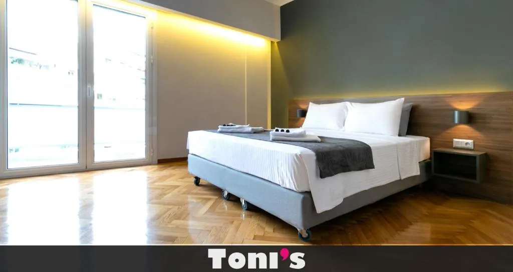 TONI'S 2BD Choice of Tony Montana...with Style, Atena, Grecia