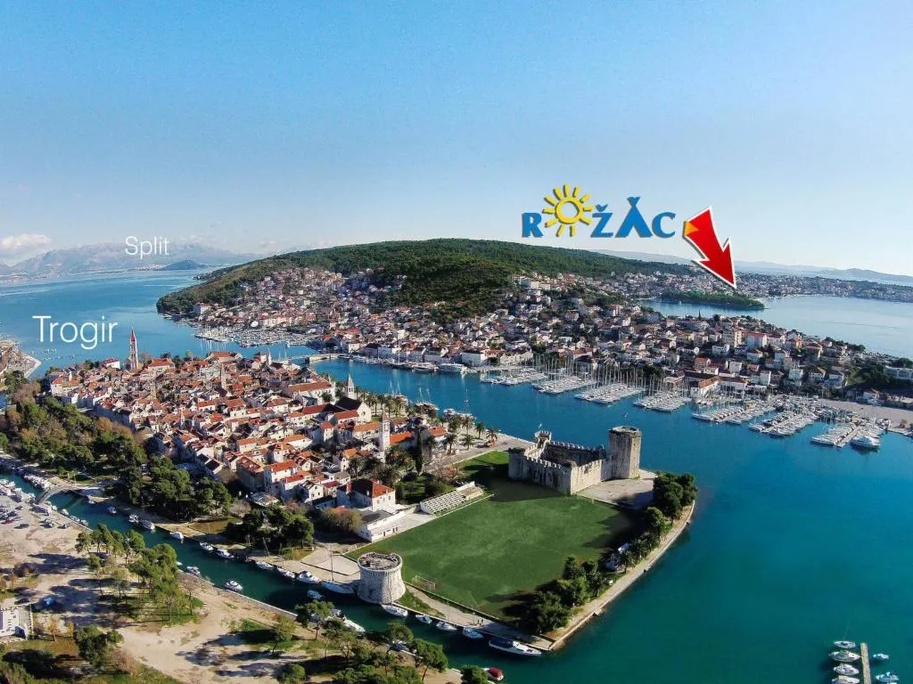 Holiday Home Camp Rozac - TGR215, Trogir, Croaţia