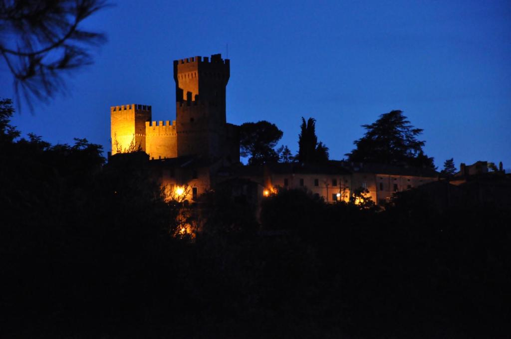 Castello Di Proceno Albergo Diffuso In Dimora D'Epoca