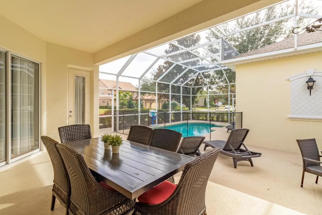 Velleux Escape, Kissimmee, Statele Unite ale Americii
