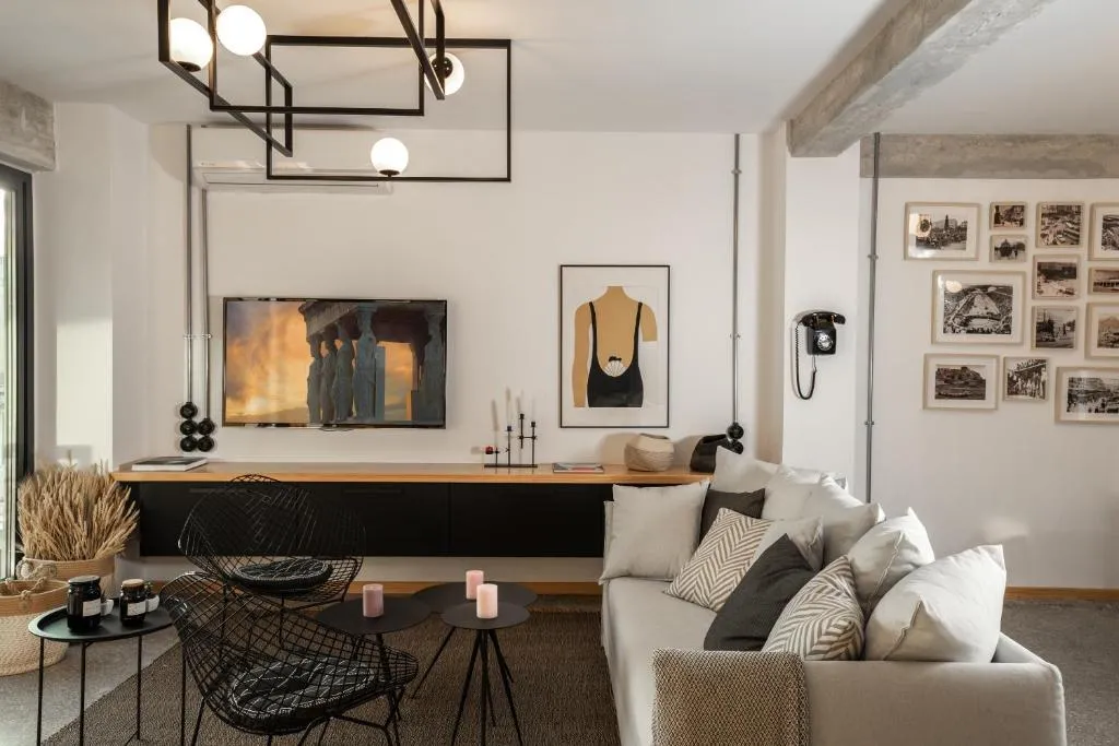 7th-floor luxurious penthouse with Acropolis view, Athens, Greece