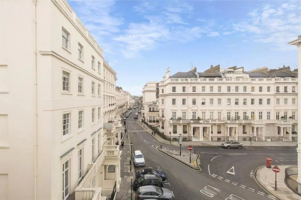 Stunning three bedroom apartment, Londra, Marea Britanie