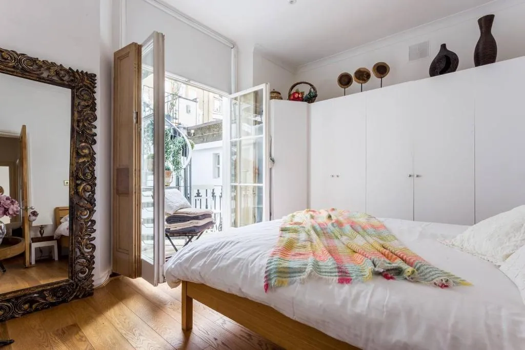 Bright and Beautiful 2 Bed Flat near Hyde Park, Londra, Marea Britanie