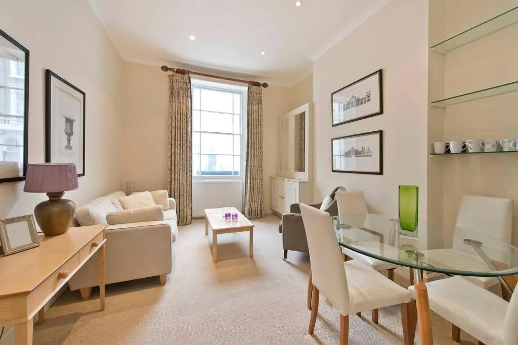 Delightful 1-bed Pimlico Flat near Tube & Palace!, Londra, Marea Britanie