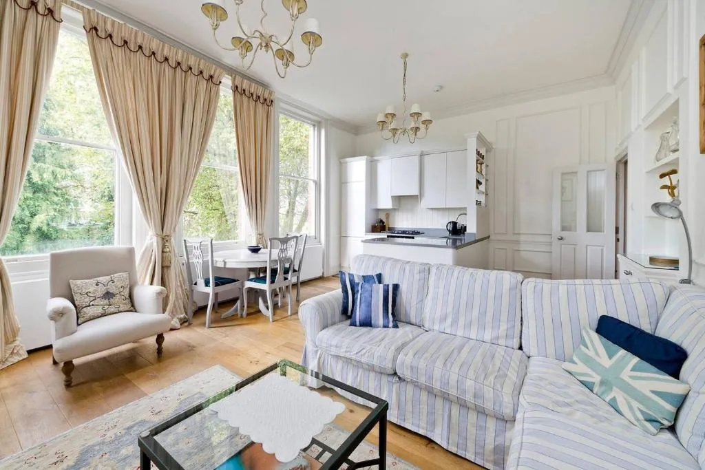 Lovely 2bed flat in Chelsea with exclusive views, Londra, Marea Britanie