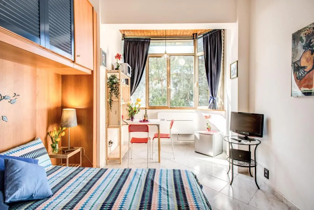Rhome Apartments Bentivoglio, Roma, Italia