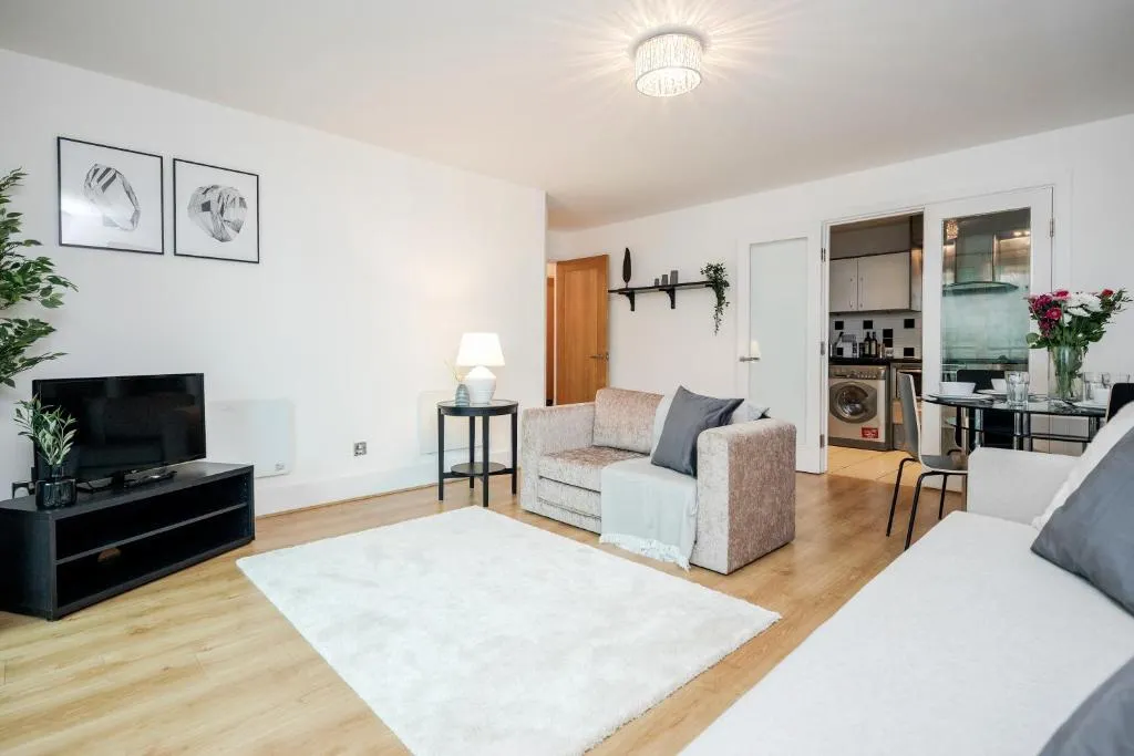 WelcomeStay Vauxhall St Georges Wharf 2 Bedroom Apartment, London, United Kingdom
