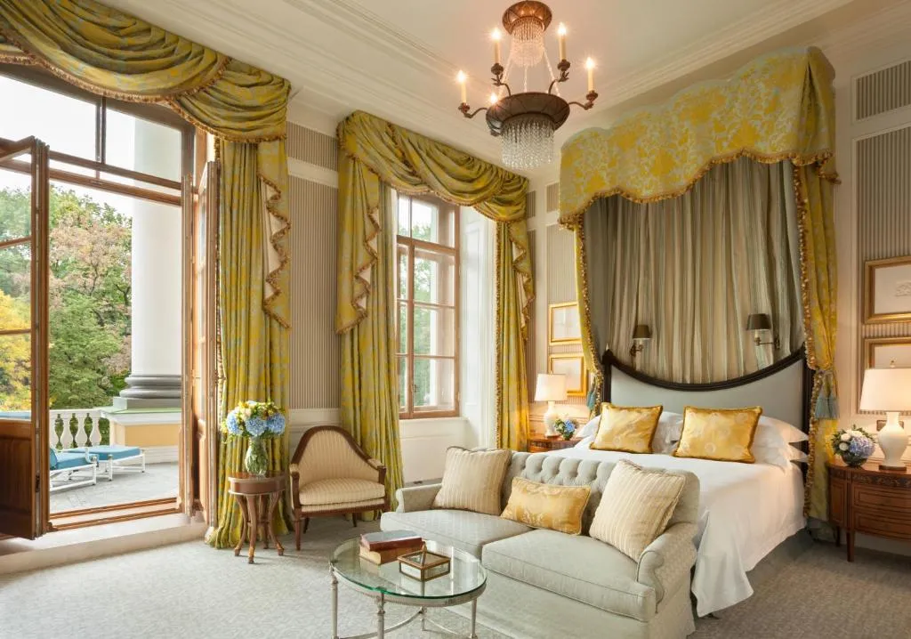 Four Seasons Hotel Lion Palace St. Petersburg, Kudrovo, Russia