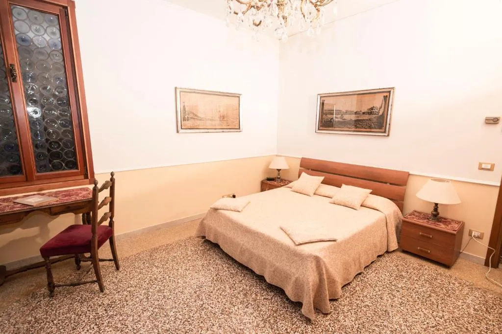 Appartamento Alla Fenice, Veneția, Italia