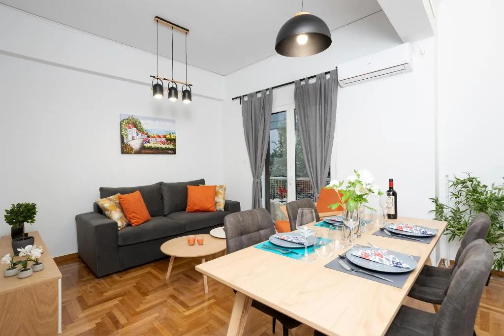 AthensBlues Paleo Faliro Flisvos Marina 1 Bedroom Flat, Atena, Grecia