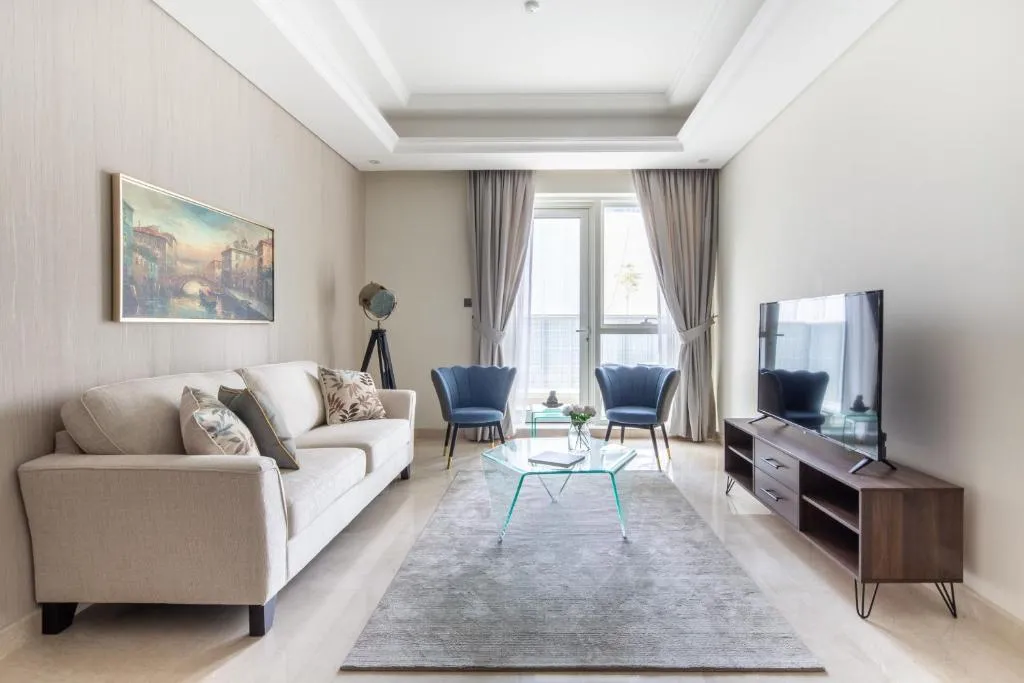 Frank Porter - Mon Reve, Alantos, United Arab Emirates