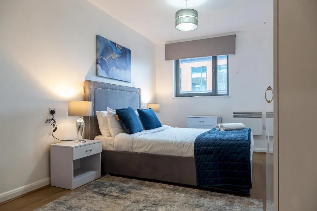 Rare Gem 2 Storey Townhouse Jewellery Quarter!, Birmingham, United Kingdom