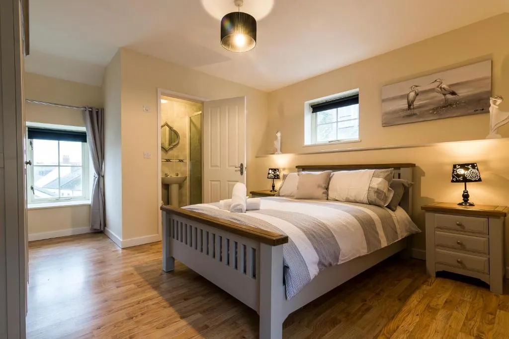 Seagulls Nest - 2 Bedroom Apartment - Tenby, Tenby, Marea Britanie