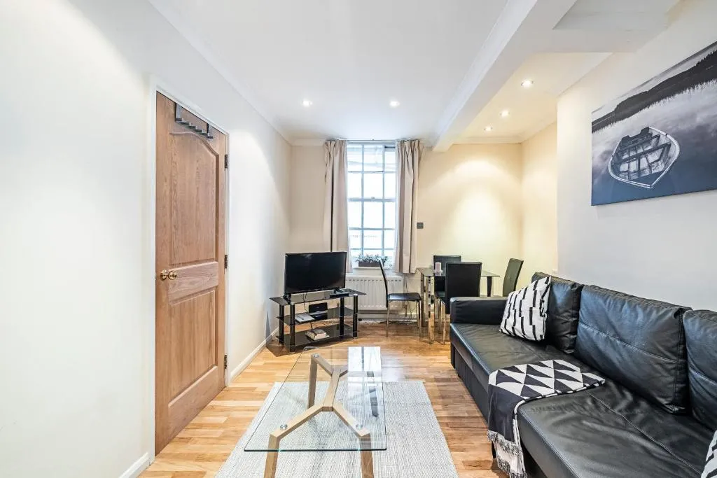 Nigel Building Apartment by Flexystays, London, United Kingdom