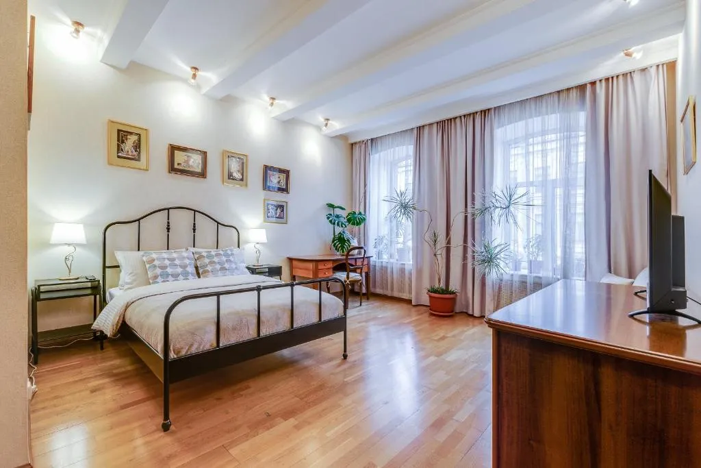 Квартира сквер Пушкина 180 метров, Kudrovo, Russia