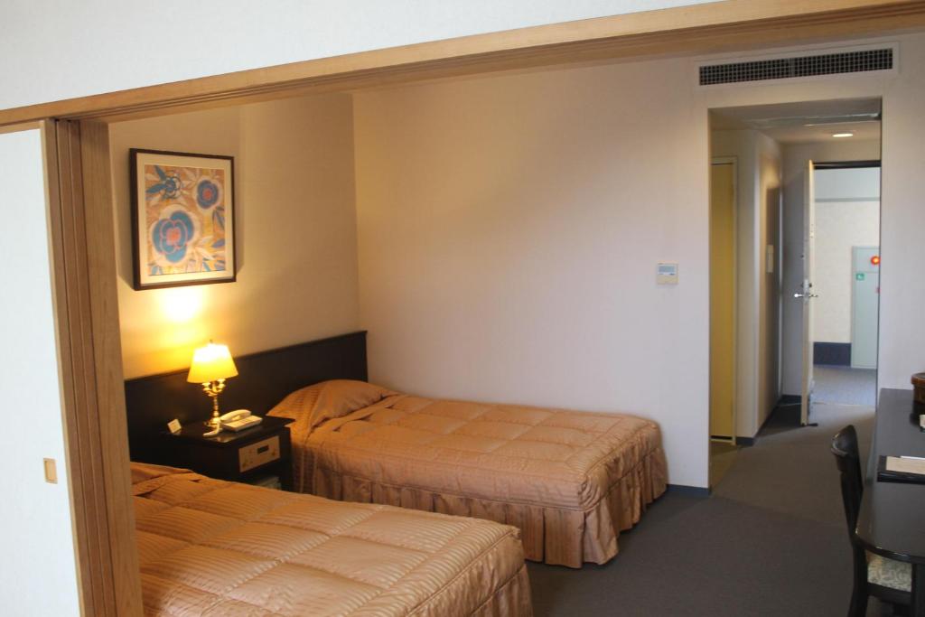 The Gran Resort Elegante Atami thumbnail 3
