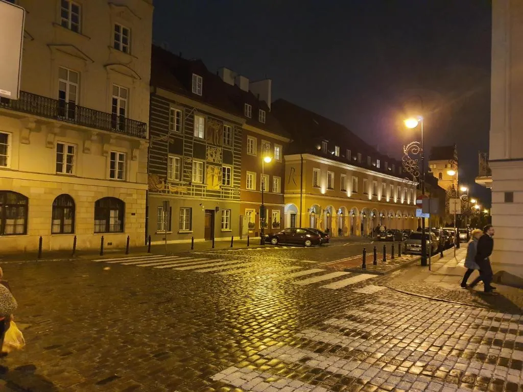 RentOnline Kościelna Apartment Old Town, Warsaw, Poland