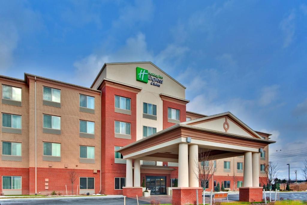Holiday Inn Express Hotel & Suites Dewitt - Syracuse, an IHG Hotel